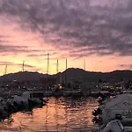 Puerto J2 *