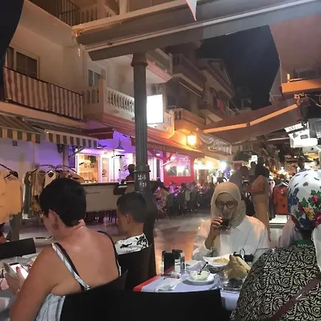 Puerto J2 *