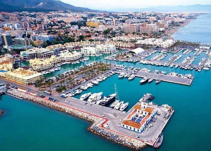 Puerto J2 * Benalmadena